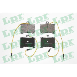 Jeu de 4 plaquettes de frein 05P195 LPR