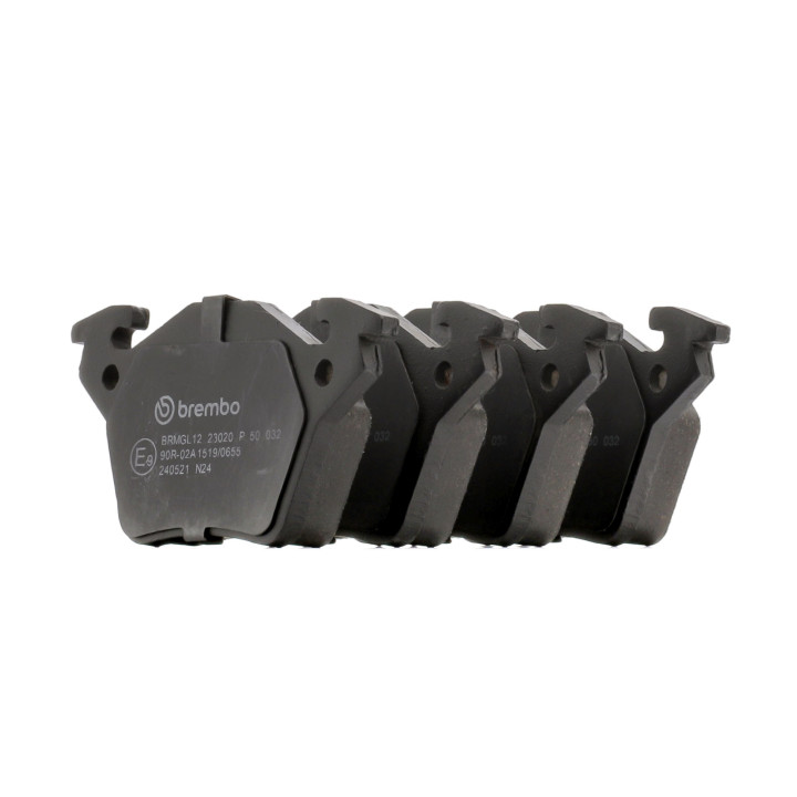 Jeu de 4 plaquettes de frein P 50 032 BREMBO